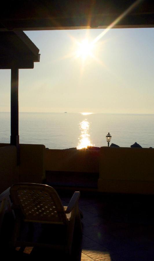 Il Delfino Hotel Santa Marina Salina Exterior foto