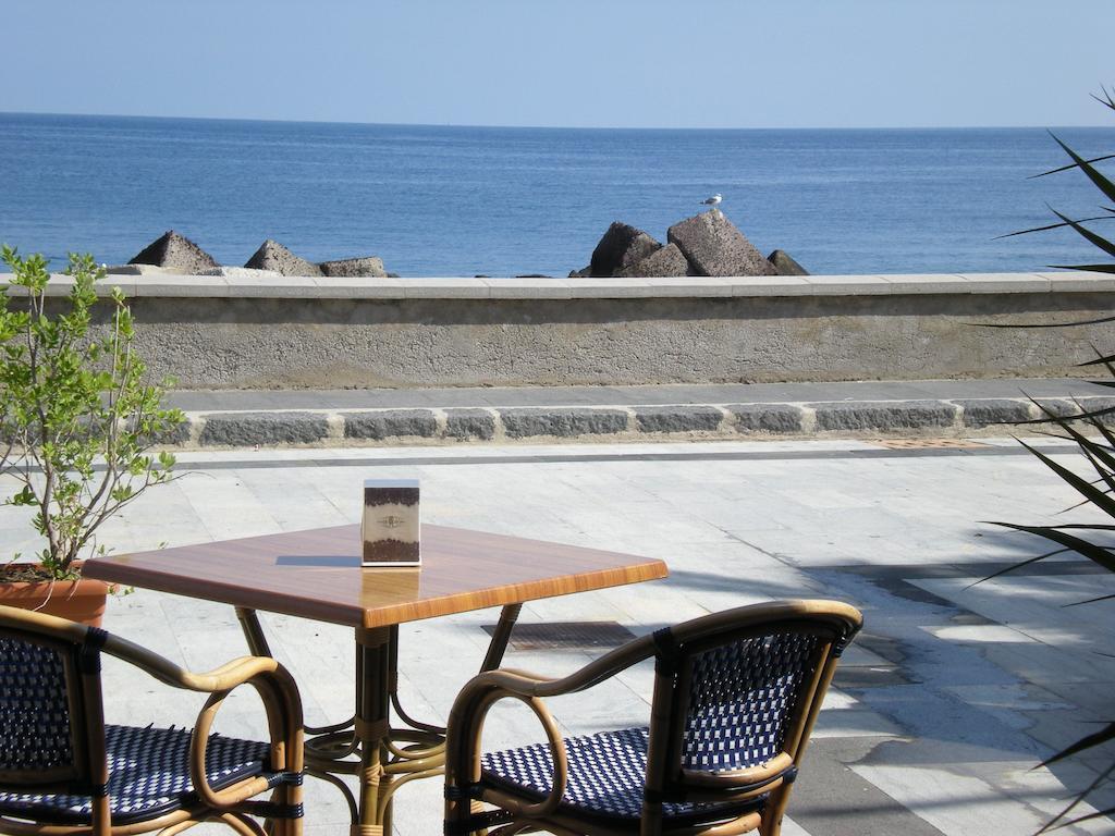 Il Delfino Hotel Santa Marina Salina Exterior foto